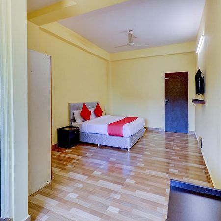 Hotel Gaurika Residency Boarding & Lodging - Padubidri Exterior foto